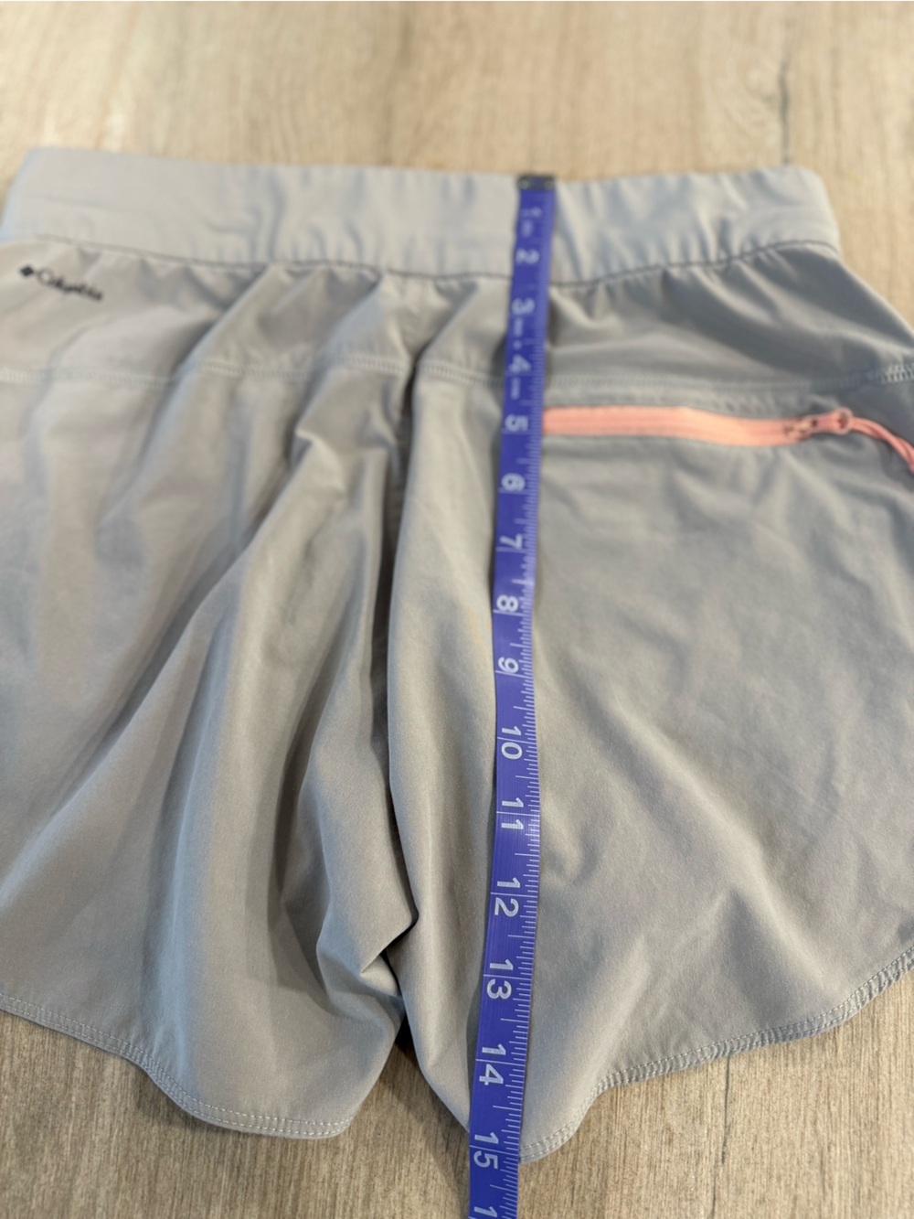 Columbia Gray Pink Athletic Running Shorts Women’s Medium Activewear Pocket M - Picture 9 of 9